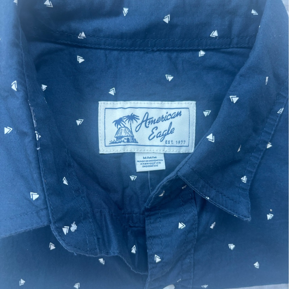 American Eagle Men's Navy Blue button down  Shirt - Picture 2 of 5